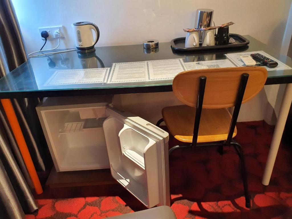 Riverine Garden Hotel Chukai Экстерьер фото
