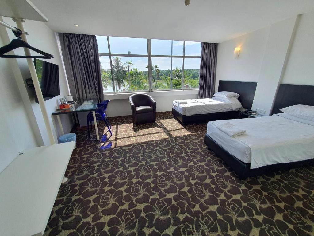 Riverine Garden Hotel Chukai Экстерьер фото