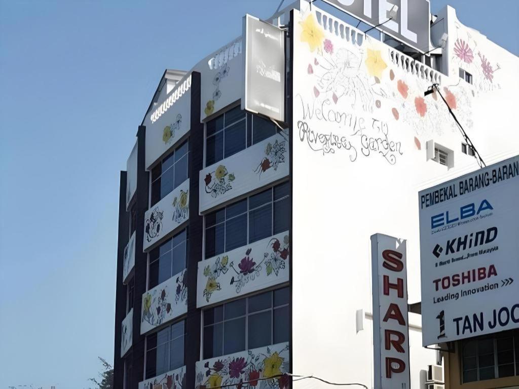 Riverine Garden Hotel Chukai Экстерьер фото