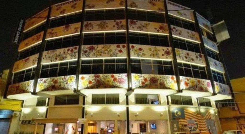 Riverine Garden Hotel Chukai Экстерьер фото